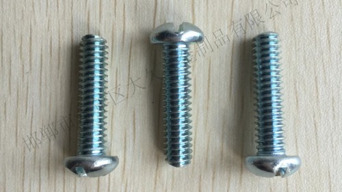 為什么德國(guó)工人擰六角螺栓擰三圈回半圈？